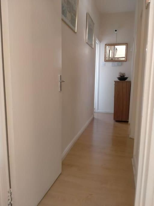 Best Location 2 Bed2 Bath W/Lift In Town! Gibraltar Exterior photo